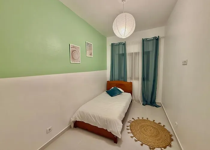 3 Bedroom In Portimao, Algarve By Salam Lägenhet Portimão